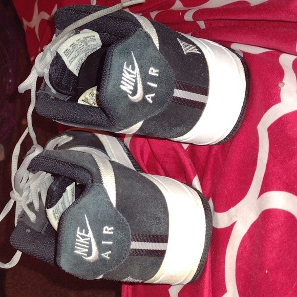 Airforce1 - Picture 2 of 3